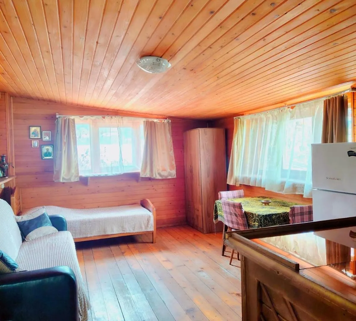 Гостевая Комната С Ванной И Отдельным Входом Villa Tbilisi Semesterbostad